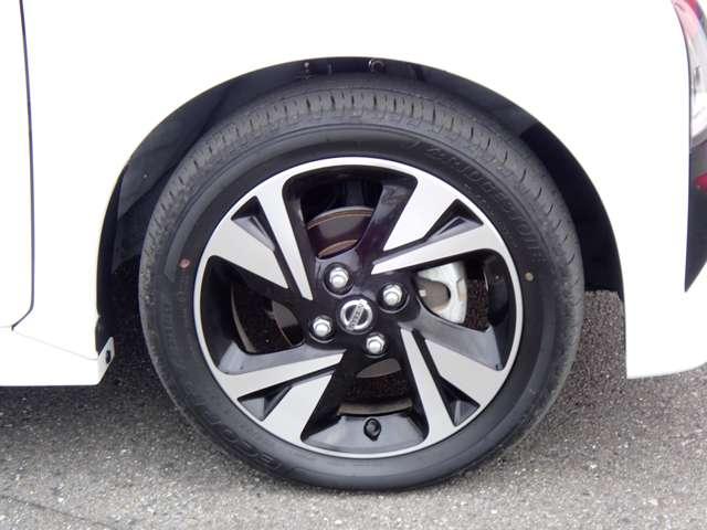 ルークス ６６０　ハイウェイスターＧターボ　純正メモリーナビ　ＳＯＳコール　両側スライド片側電動ドア　助手席エアバッグ　アイドリングストップ機能　インテリキ－　１オーナー　レーンキープ　禁煙車　ＬＥＤヘッドランプ　ＥＴＣ　点検記録簿　ドライブレコーダー　バックモニター　ＡＢＳ（35枚目）