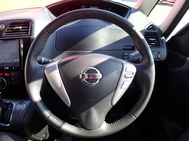 セレナ ２．０　ライダー　ブラックライン　Ｓ－ＨＹＢＲＩＤ　両側オートスライドドア　後席モニター　整備記録簿　メモナビ　キーレス　エアコン　エアＢ　Ｗエアバック　ＡＢＳ　盗難防止システム　ナビＴＶ　パワーウィンドウ　Ｓキー　クルーズコントロール　ＬＥＤ　ドラレコ　アルミ　エマージェンシブレーキ（17枚目）