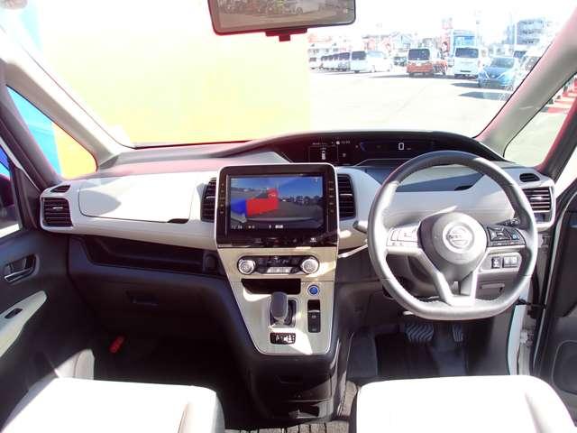 セレナ 1.2 e-POWER ハイウェイスター V 両側オートスライドドア 純正メモリーナビ 360°カメラ エマジェンシーブレーキ 1オナ スマキー バックカメラ 禁煙 LED レーンアシスト 点検記録簿付 ETC ドラレコ イモビ サイドカーテンエアバック フルオートエアコン エアバック(4枚目)