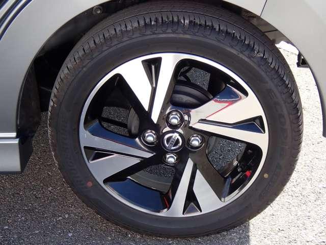 デイズ 660 ハイウェイスターGターボ 純正メモリーナビ SOSコール 車線逸脱 インテリジェントアラウンドビューモニター LED ナビTV 記録簿 ドライブレコーダー ETC スマートキー エアバック キーフリー サイドカメラ バックカメラ パワーステアリング ワンセグ(35枚目)