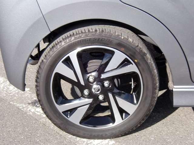 デイズ 660 ハイウェイスターGターボ 純正メモリーナビ SOSコール 車線逸脱 インテリジェントアラウンドビューモニター LED ナビTV 記録簿 ドライブレコーダー ETC スマートキー エアバック キーフリー サイドカメラ バックカメラ パワーステアリング ワンセグ(36枚目)