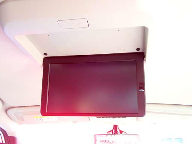 セレナ １．２　ｅ－ＰＯＷＥＲ　ハイウェイスター　Ｖ　両側オートスライドドア　後席モニター　３６０°カメラ　エマジェンシーブレーキ　１オナ　スマキー　バックカメラ　ＬＥＤ　レーンアシスト　点検記録簿付　ＥＴＣ　ドラレコ　イモビ　サイドカーテンエアバック　フルオートエアコン　アルミホイール（7枚目）