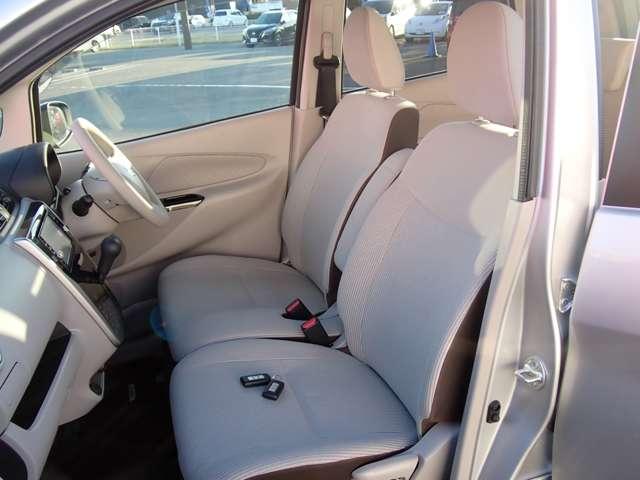 デイズ ６６０　Ｘ　純正メモリーナビ　インテリジェントキー　エマジェンシーブレーキ　禁煙　イモビライザー　Ｗエアバック　１オーナー　ＥＴＣ　ＴＶナビ　オ－トエアコン　バックカメラ　メモリーナビ　ドライブレコーダー　ＡＢＳ　記録簿有　運転席エアバッグ　キーレス（10枚目）