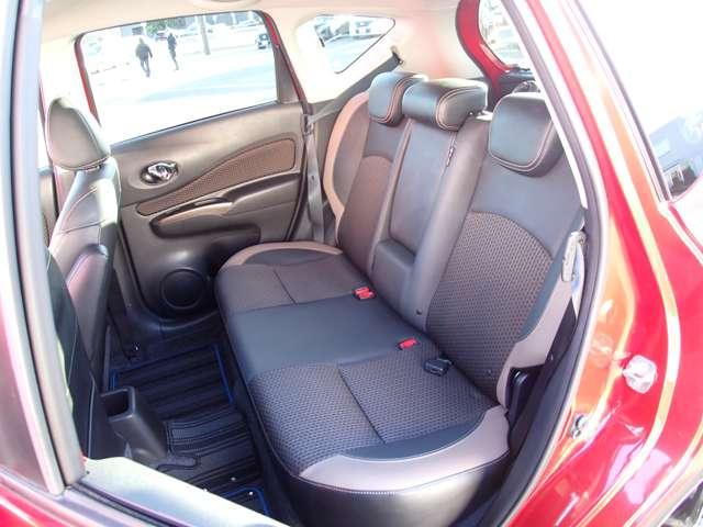 ノート １．２　ｅ－ＰＯＷＥＲ　メダリスト　純正メモリーナビ　インテリジェントキー　被害軽減ブレーキ　ＴＶナビ　禁煙　ドライブレコーダ　バックモニター　インテリキー　盗難防止装置　ＬＥＤランプ　車線逸脱警報システム　ワンオーナー　キーフリー　アルミホイール　ＥＴＣ　オートエアコン（11枚目）