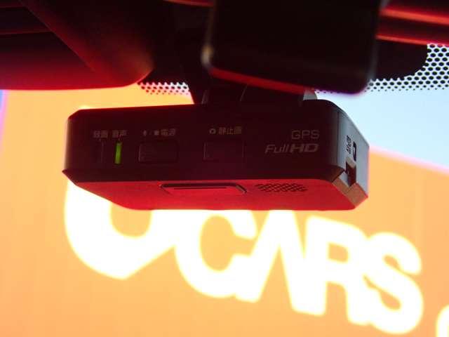 ノート １．２　ｅ－ＰＯＷＥＲ　メダリスト　純正メモリーナビ　インテリジェントキー　被害軽減ブレーキ　ＴＶナビ　禁煙　ドライブレコーダ　バックモニター　インテリキー　盗難防止装置　ＬＥＤランプ　車線逸脱警報システム　ワンオーナー　キーフリー　アルミホイール　ＥＴＣ　オートエアコン（13枚目）