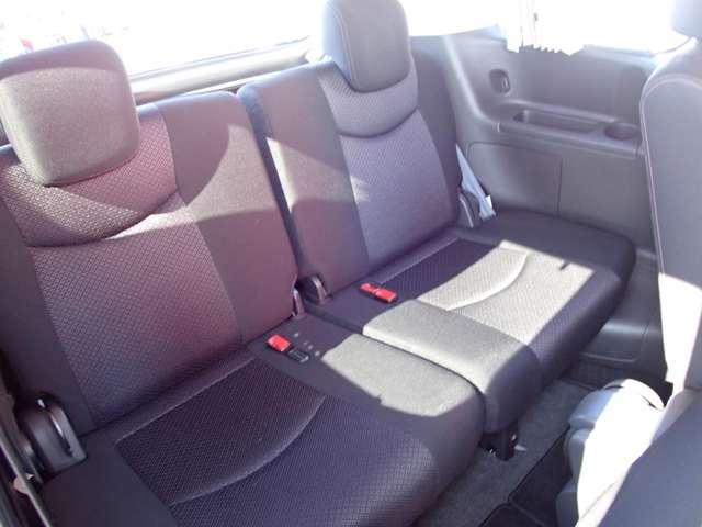 セレナ ２．０　ハイウェイスター　Ｇ　Ｓ－ＨＹＢＲＩＤ　エアロモード　両側オートスライドドア　後席モニター　エコモード　キーレス　ナビＴＶ　ＡＢＳ　オートクルーズコントロール　バックモニター　ＡＵＴＯエアコン　Ｓキー　ＥＴＣ　両側電動スライドドア　ワンオーナー　ＨＤＤナビ　セキュリティ（11枚目）