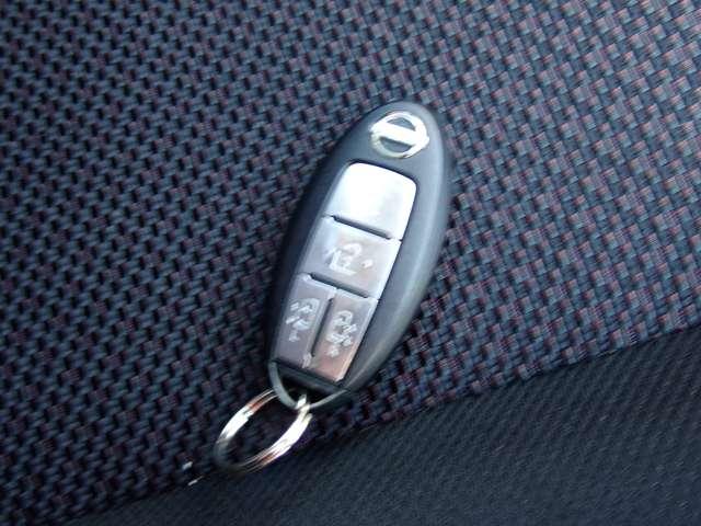 セレナ ２．０　ハイウェイスター　Ｇ　Ｓ－ＨＹＢＲＩＤ　エアロモード　両側オートスライドドア　後席モニター　エコモード　キーレス　ナビＴＶ　ＡＢＳ　オートクルーズコントロール　バックモニター　ＡＵＴＯエアコン　Ｓキー　ＥＴＣ　両側電動スライドドア　ワンオーナー　ＨＤＤナビ　セキュリティ（15枚目）