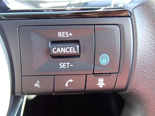 ノート １．２　Ｘ　ＮＩＳＳＡＮコネクトナビ　ＳＯＳコール　リアカメラ　衝突被害軽減ブレ－キ　全方位カメラ　ＥＴＣ付　アルミ　禁煙車　ＬＥＤヘッドライト　レーダークルーズ　レーンアシスト　インテリジェントキー　ワンオーナー　ドラレコ　整備記録簿　ワンセグＴＶ（13枚目）