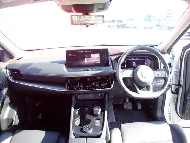 エクストレイル 1.5 X e-4ORCE 4WD NISSANコネクトナビ SOSコール エマブレ 1オーナー レーンキープアシスト アダプティブクルーズコントロール 禁煙 バックモニター LEDヘッドライト ドラレコ インテリジェントキー ETC 4WD 記録簿 キーレスエントリー(4枚目)