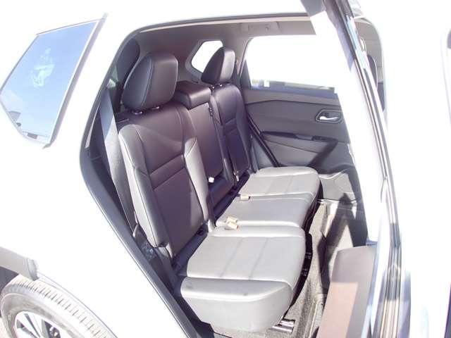 エクストレイル １．５　Ｘ　ｅ－４ＯＲＣＥ　４ＷＤ　ＮＩＳＳＡＮコネクトナビ　ＳＯＳコール　エマブレ　１オーナー　レーンキープアシスト　アダプティブクルーズコントロール　禁煙　バックモニター　ＬＥＤヘッドライト　ドラレコ　インテリジェントキー　ＥＴＣ　４ＷＤ　記録簿　キーレスエントリー（37枚目）