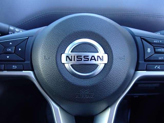 セレナ １．２　ｅ－ＰＯＷＥＲ　ハイウェイスター　Ｖ　両側オートスライドドア　後席モニター　３６０°カメラ　エマジェンシーブレーキ　１オナ　スマキー　バックカメラ　禁煙　ＬＥＤ　レーンアシスト　点検記録簿付　ＥＴＣ　ドラレコ　イモビ　サイドカーテンエアバック　フルオートエアコン　エアバック（43枚目）