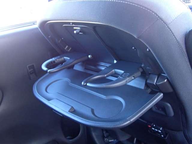 セレナ １．２　ｅ－ＰＯＷＥＲ　ハイウェイスター　Ｖ　両側オートスライドドア　後席モニター　３６０°カメラ　エマジェンシーブレーキ　１オナ　スマキー　バックカメラ　禁煙　ＬＥＤ　レーンアシスト　点検記録簿付　ＥＴＣ　ドラレコ　イモビ　サイドカーテンエアバック　フルオートエアコン　エアバック（50枚目）