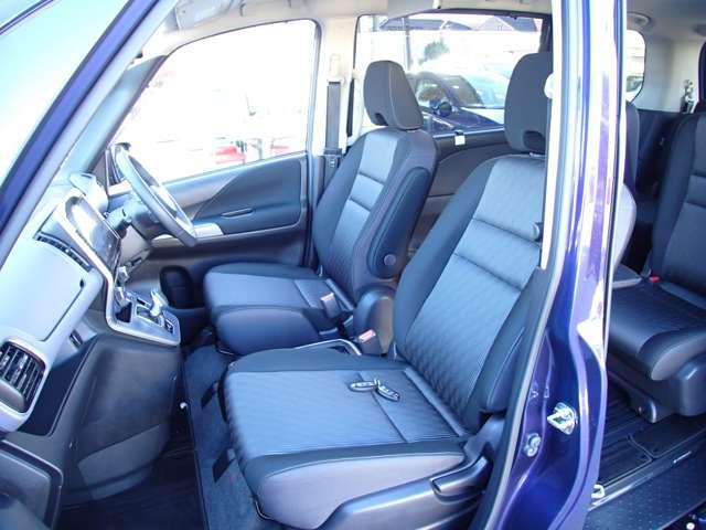 セレナ １．２　ｅ－ＰＯＷＥＲ　ハイウェイスター　Ｖ　両側オートスライドドア　後席モニター　３６０°カメラ　エマジェンシーブレーキ　１オナ　スマキー　バックカメラ　禁煙　ＬＥＤ　レーンアシスト　点検記録簿付　ＥＴＣ　ドラレコ　イモビ　サイドカーテンエアバック　フルオートエアコン　エアバック（51枚目）