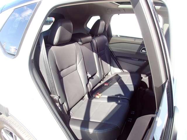 エクストレイル 1.5 G e-4ORCE 4WD NISSANコネクトナビ SOSコール ガラスルーフ 1オーナー パークアシスト 禁煙 オートクルーズコントロール LEDヘッドランプ ナビTV LKA キーフリー ETC 4WD アルミホイール メモリーナビ 記録簿 ドライブレコーダー(8枚目)