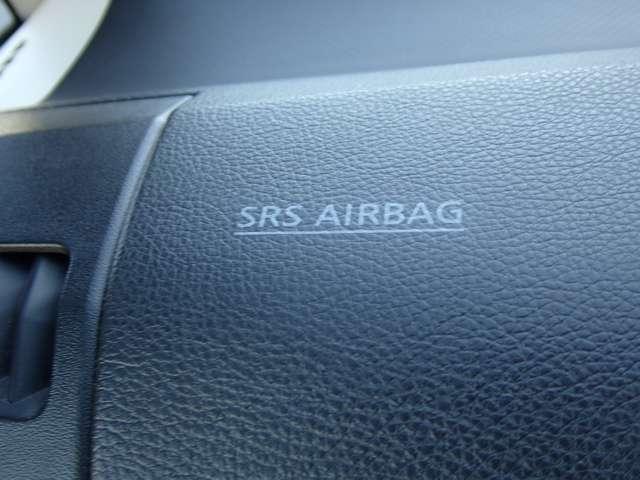 セレナ 2.0 20S Vセレクション 両側オートスライドドア 純正HDDナビ セキュリティ 両側電動スライドドア スマキー キーレスエントリー ダブルエアバッグ バックカメラ エアコン ナビTV PS HDDナビ ABS ETC ワンセグTV 運転席エアバッグ PW(18枚目)