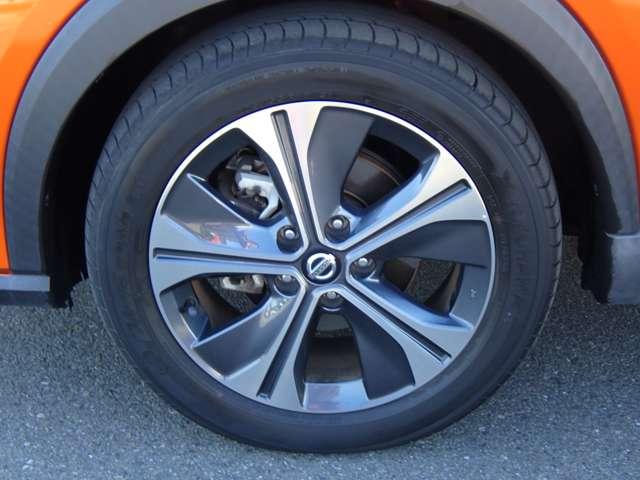 キックス 1.2 X ツートーン インテリアエディション (e-POWER) 純正メモリーナビ SOSコール エマージェンシーB セキュリティ アラウンドモニター Rカメラ LED 禁煙 エアコン ドラレコ スマートキー 記録簿 ETC メモリーナビ サイドエアバック AW キーレス ワンセグTV ナビTV(33枚目)