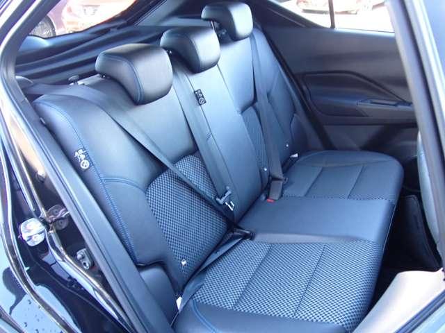 キックス １．２　Ｘ　ＦＯＵＲ　（ｅ－ＰＯＷＥＲ）　４ＷＤ　社用車　純正メモリーナビ　ＳＯＳコール　ナビＴＶ　ＬＥＤライト　踏み間違い防止　アラウンドビュ－　ＥＴＣ　禁煙車　盗難防止システム　車線逸脱警報　インテリキー　バックモニター　ワンオーナー　オートエアコン　４ＷＤ　アルミホイール　記録簿付き（9枚目）