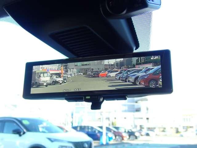 キックス １．２　Ｘ　ＦＯＵＲ　（ｅ－ＰＯＷＥＲ）　４ＷＤ　社用車　純正メモリーナビ　ＳＯＳコール　ナビＴＶ　ＬＥＤライト　踏み間違い防止　アラウンドビュ－　ＥＴＣ　禁煙車　盗難防止システム　車線逸脱警報　インテリキー　バックモニター　ワンオーナー　オートエアコン　４ＷＤ　アルミホイール　記録簿付き（10枚目）