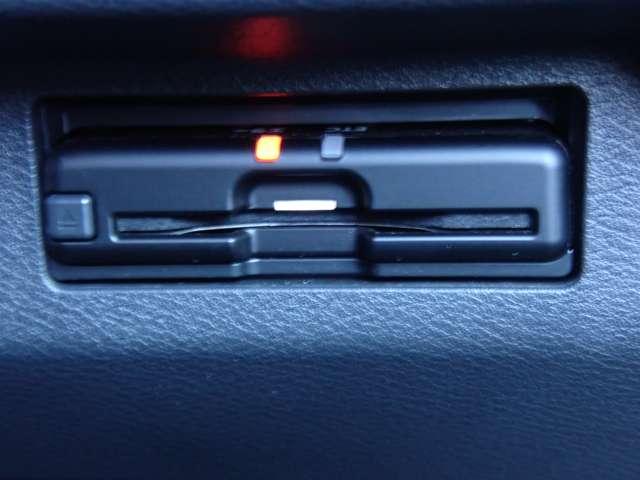 キックス １．２　Ｘ　ＦＯＵＲ　（ｅ－ＰＯＷＥＲ）　４ＷＤ　社用車　純正メモリーナビ　ＳＯＳコール　ナビＴＶ　ＬＥＤライト　踏み間違い防止　アラウンドビュ－　ＥＴＣ　禁煙車　盗難防止システム　車線逸脱警報　インテリキー　バックモニター　ワンオーナー　オートエアコン　４ＷＤ　アルミホイール　記録簿付き（11枚目）