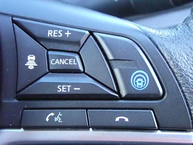 キックス １．２　Ｘ　ＦＯＵＲ　（ｅ－ＰＯＷＥＲ）　４ＷＤ　社用車　純正メモリーナビ　ＳＯＳコール　ナビＴＶ　ＬＥＤライト　踏み間違い防止　アラウンドビュ－　ＥＴＣ　禁煙車　盗難防止システム　車線逸脱警報　インテリキー　バックモニター　ワンオーナー　オートエアコン　４ＷＤ　アルミホイール　記録簿付き（12枚目）