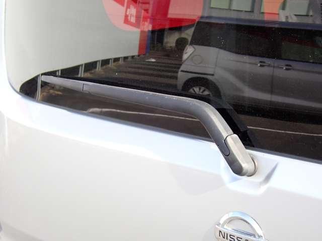 NV100クリッパーバン 660 GXターボ ハイルーフ 純正メモリーナビ リモコンキー インテリジェントエマージェンシーブレーキ 車線逸脱防止 バックカメラ ドラレコ キーレス ETC フルオートエアコン PS 1セグTV メモリーナビ ABS 運転席エアバッグ ダブルエアバッグ 記録簿(20枚目)