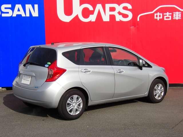 ノート 1.2 X 純正メモリーナビ インテリジェントキー ETC搭載 禁煙 1オーナー車 記録簿付き スマトキー セキュリティーアラーム キーレス 運転席助手席エアバッグ ナビTV ワンセグ バックカメラ エアコン パワーウィンドウ パワーステアリング(2枚目)