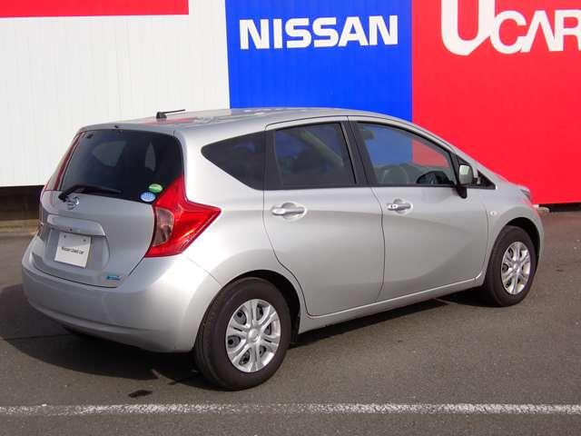 ノート 1.2 X 純正メモリーナビ インテリジェントキー ETC搭載 禁煙 1オーナー車 記録簿付き スマトキー セキュリティーアラーム キーレス 運転席助手席エアバッグ ナビTV ワンセグ バックカメラ エアコン パワーウィンドウ パワーステアリング(31枚目)