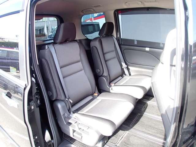 セレナ 1.2 e-POWER ハイウェイスター V 両側オートスライドドア 後席モニター 360°カメラ エマジェンシーブレーキ 1オナ スマキー バックカメラ 禁煙 LED レーンアシスト 点検記録簿付 ETC ドラレコ イモビ サイドカーテンエアバック フルオートエアコン エアバック(9枚目)