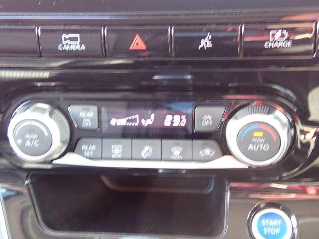 セレナ 1.2 e-POWER ハイウェイスター V 両側オートスライドドア 後席モニター 360°カメラ エマジェンシーブレーキ 1オナ スマキー バックカメラ 禁煙 LED レーンアシスト 点検記録簿付 ETC ドラレコ イモビ サイドカーテンエアバック フルオートエアコン エアバック(15枚目)