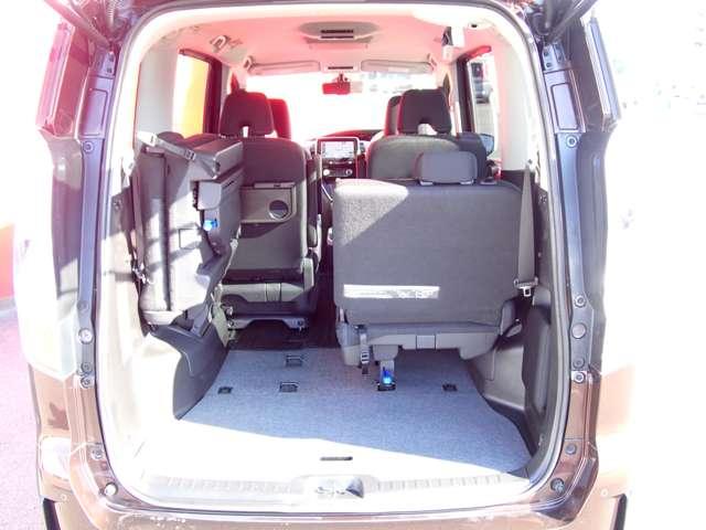 セレナ １．２　ｅ－ＰＯＷＥＲ　ハイウェイスター　Ｖ　両側オートスライドドア　後席モニター　３６０°カメラ　エマジェンシーブレーキ　１オナ　スマキー　バックカメラ　禁煙　ＬＥＤ　レーンアシスト　点検記録簿付　ＥＴＣ　ドラレコ　イモビ　サイドカーテンエアバック　フルオートエアコン　エアバック（31枚目）