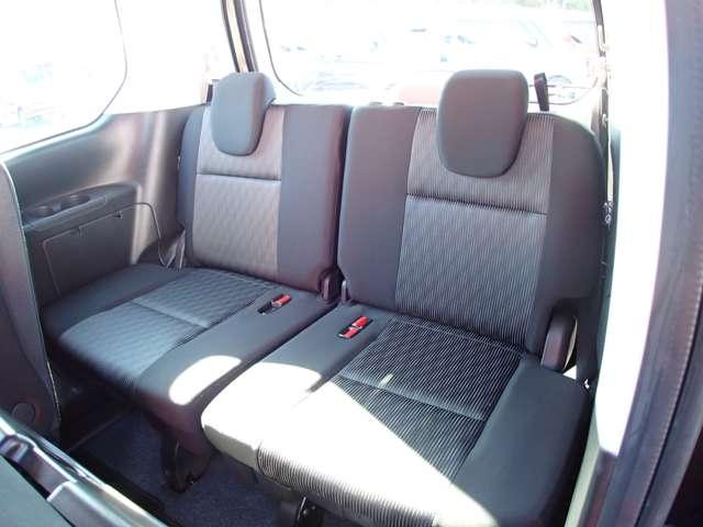 セレナ １．２　ｅ－ＰＯＷＥＲ　ハイウェイスター　Ｖ　両側オートスライドドア　後席モニター　３６０°カメラ　エマジェンシーブレーキ　１オナ　スマキー　バックカメラ　禁煙　ＬＥＤ　レーンアシスト　点検記録簿付　ＥＴＣ　ドラレコ　イモビ　サイドカーテンエアバック　フルオートエアコン　エアバック（37枚目）