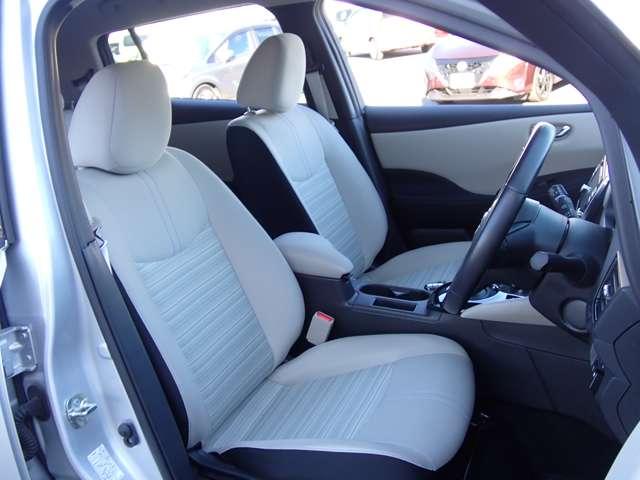 リーフ e+ X 電気自動車 12セグ 純正メモリーナビ クルーズコントロール LEDライト ETC インテリキー バックカメラ 点検記録簿 メモリーナビ オートエアコン サイドエアバック Wエアバック AW ナビTV キーフリー 禁煙車 ABS(7枚目)