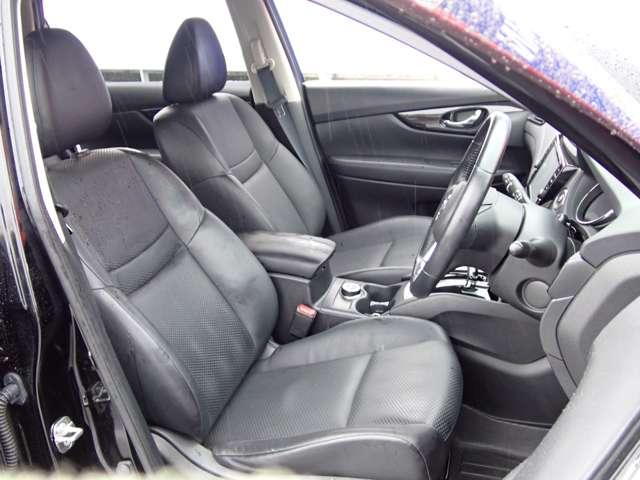 エクストレイル ２．０　２０Ｘ　２列車　４ＷＤ　純正メモリーナビ　オートバックドア　誤発信抑制機能　車線逸脱防止　禁煙　フルタイム４ＷＤ　盗難防止システム　バックモニター　オートエアコン　ナビ＆ＴＶ　スマ－トキ－　アルミ　ＥＴＣ付　ＰＳ　メモリーナビゲーション　パワーウィンドウ（8枚目）