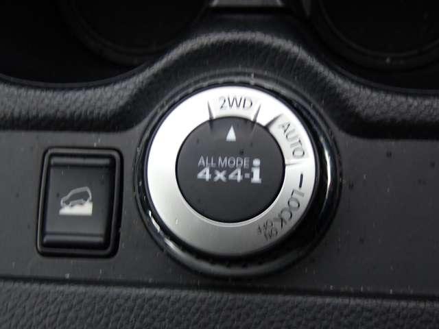 エクストレイル ２．０　２０Ｘ　２列車　４ＷＤ　純正メモリーナビ　オートバックドア　誤発信抑制機能　車線逸脱防止　禁煙　フルタイム４ＷＤ　盗難防止システム　バックモニター　オートエアコン　ナビ＆ＴＶ　スマ－トキ－　アルミ　ＥＴＣ付　ＰＳ　メモリーナビゲーション　パワーウィンドウ（12枚目）