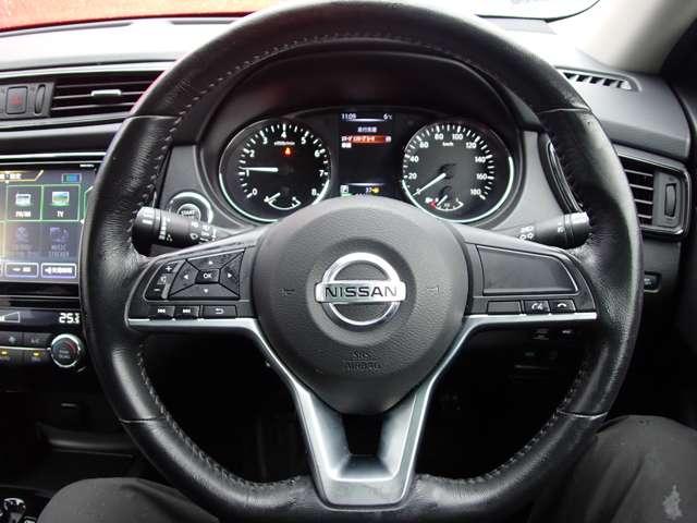 エクストレイル ２．０　２０Ｘ　２列車　４ＷＤ　純正メモリーナビ　オートバックドア　誤発信抑制機能　車線逸脱防止　禁煙　フルタイム４ＷＤ　盗難防止システム　バックモニター　オートエアコン　ナビ＆ＴＶ　スマ－トキ－　アルミ　ＥＴＣ付　ＰＳ　メモリーナビゲーション　パワーウィンドウ（20枚目）