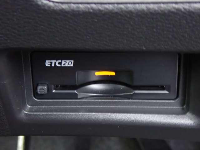 セレナ ２．０　ハイウェイスターＶ　４ＷＤ　両側オートスライド　ＮＩＳＳＡＮコネクトナビ　３６０°カメラ　Ｂカメラ　追従クルコン　両側パワースライドドア　１オーナー　ＬＥＤ　メモリナビ　インテリキー　４ＷＤ　ＥＴＣ　アルミ　禁煙車　衝突回避支援　車線逸脱（11枚目）