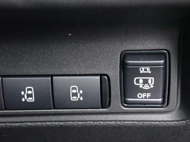 セレナ ２．０　ハイウェイスターＶ　４ＷＤ　両側オートスライド　ＮＩＳＳＡＮコネクトナビ　３６０°カメラ　Ｂカメラ　追従クルコン　両側パワースライドドア　１オーナー　ＬＥＤ　メモリナビ　インテリキー　４ＷＤ　ＥＴＣ　アルミ　禁煙車　衝突回避支援　車線逸脱（15枚目）