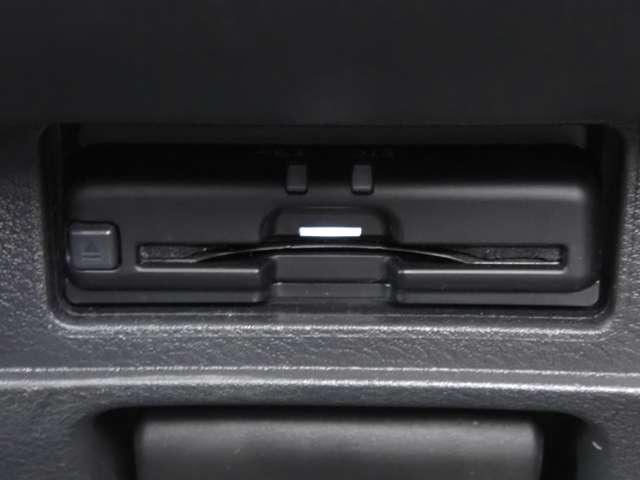 ノート １．２　Ｘ　純正メモリーナビ　インテリルームミラー　リアカメラ　衝突被害軽減ブレ－キ　全方位カメラ　ＥＴＣ付　ＬＥＤヘッドライト　レーダークルーズ　レーンアシスト　インテリジェントキー　ワンオーナー　ドラレコ　整備記録簿　盗難防止システム　ワンセグＴＶ（12枚目）