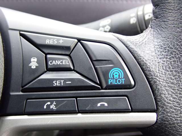 セレナ １．２　ｅ－ＰＯＷＥＲ　ハイウェイスター　Ｖ　両側オートスライドドア　純正メモリーナビ　３６０°カメラ　エマジェンシーブレーキ　１オナ　スマキー　バックカメラ　禁煙　ＬＥＤ　レーンアシスト　点検記録簿付　ＥＴＣ　ドラレコ　イモビ　サイドカーテンエアバック　フルオートエアコン　エアバック（17枚目）