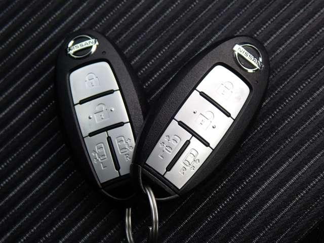 セレナ １．２　ｅ－ＰＯＷＥＲ　ハイウェイスター　Ｖ　両側オートスライドドア　純正メモリーナビ　３６０°カメラ　エマジェンシーブレーキ　１オナ　スマキー　バックカメラ　禁煙　ＬＥＤ　レーンアシスト　点検記録簿付　ＥＴＣ　ドラレコ　イモビ　サイドカーテンエアバック　フルオートエアコン　エアバック（16枚目）