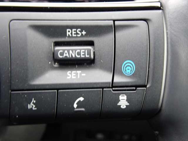 セレナ １．４　ｅ－ＰＯＷＥＲ　ハイウェイスターＶ　両側オートスライドドア　シートヒーター　自動（被害軽減）ブレーキ　ＬＤＰ　追従クルーズ　ＬＥＤランプ　バックモニター　禁煙　アルミホイール　ドライブレコーダ　ＥＴＣ　記録簿　盗難防止システム　スマートキー　１オナ　オートエアコン　ナビＴＶ（14枚目）