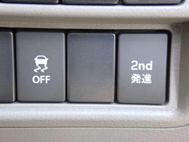 �J�[�i�r�Ɂy����s�h���S-�Q�O�z�Ƃ����͂����������d�Ԃł��z���̍ۂ͂i�q����w���瑽�����m���[������w���k���R���ł�