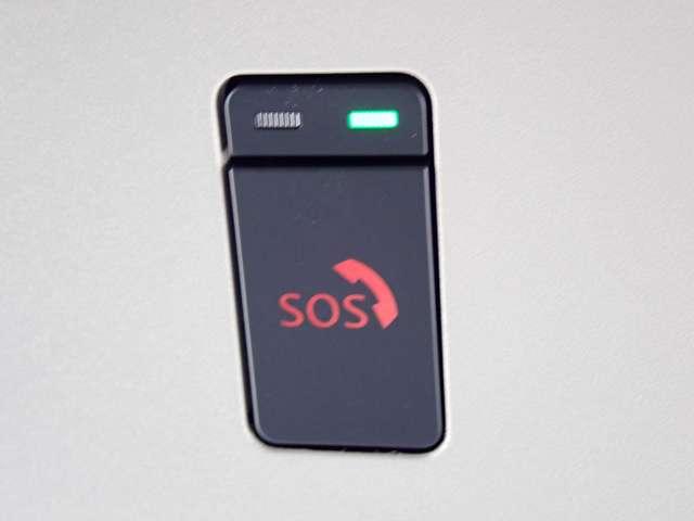 オーラ １．２　Ｇ　レザーエディション　ＮＩＳＳＡＮコネクトナビ　ＳＯＳコール　ワンオーナ　追突防止　クルコン　本革　車線逸脱警報装置　禁煙車　ＬＥＤ　ドライブレコーダー　盗難防止　記録簿　バックモニター　ＥＴＣ　メモリーナビゲーション　ＡＷ　キーレスエントリー　オートエアコン（11枚目）