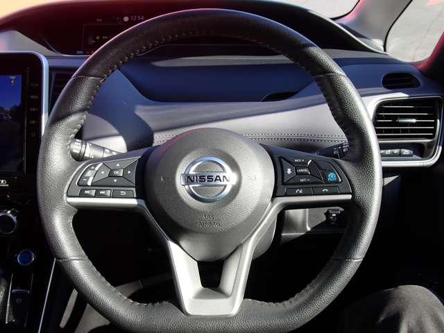 セレナ １．２　ｅ－ＰＯＷＥＲ　ハイウェイスター　Ｖ　両側オートスライドドア　後席モニター　３６０°カメラ　エマジェンシーブレーキ　１オナ　スマキー　バックカメラ　禁煙　ＬＥＤ　レーンアシスト　点検記録簿付　ＥＴＣ　ドラレコ　イモビ　サイドカーテンエアバック　フルオートエアコン　エアバック（28枚目）