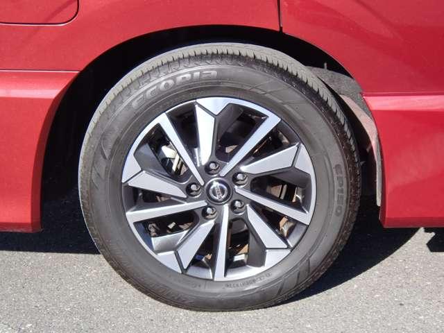 セレナ １．２　ｅ－ＰＯＷＥＲ　ハイウェイスター　Ｖ　両側オートスライドドア　後席モニター　３６０°カメラ　エマジェンシーブレーキ　１オナ　スマキー　バックカメラ　禁煙　ＬＥＤ　レーンアシスト　点検記録簿付　ＥＴＣ　ドラレコ　イモビ　サイドカーテンエアバック　フルオートエアコン　エアバック（45枚目）