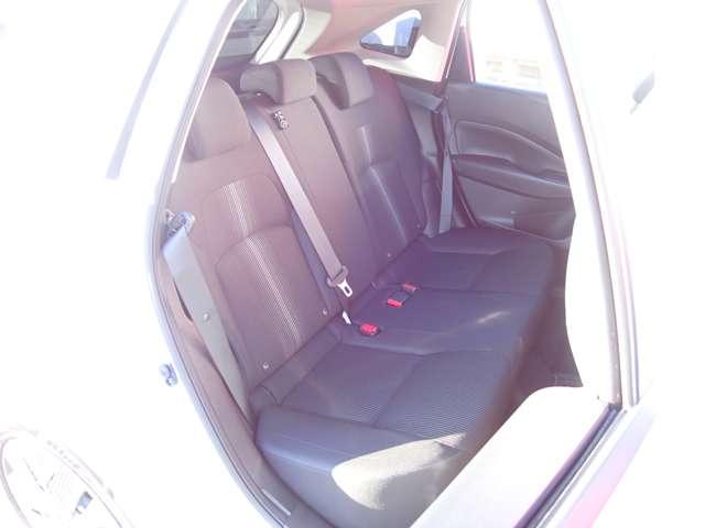 ノート １．２　Ｘ　ＮＩＳＳＡＮコネクトナビ　ＳＯＳコール　リアカメラ　衝突被害軽減ブレ－キ　全方位カメラ　ＥＴＣ付　禁煙車　ＬＥＤヘッドライト　レーダークルーズ　レーンアシスト　インテリジェントキー　ワンオーナー　ドラレコ　整備記録簿　盗難防止システム（8枚目）