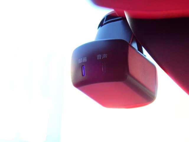 ノート １．２　Ｘ　ＮＩＳＳＡＮコネクトナビ　ＳＯＳコール　リアカメラ　衝突被害軽減ブレ－キ　全方位カメラ　ＥＴＣ付　禁煙車　ＬＥＤヘッドライト　レーダークルーズ　レーンアシスト　インテリジェントキー　ワンオーナー　ドラレコ　整備記録簿　盗難防止システム（12枚目）