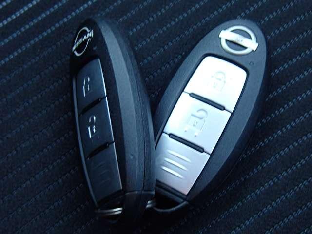 ノート １．２　Ｘ　ＮＩＳＳＡＮコネクトナビ　ＳＯＳコール　リアカメラ　衝突被害軽減ブレ－キ　全方位カメラ　ＥＴＣ付　禁煙車　ＬＥＤヘッドライト　レーダークルーズ　レーンアシスト　インテリジェントキー　ワンオーナー　ドラレコ　整備記録簿　盗難防止システム（18枚目）