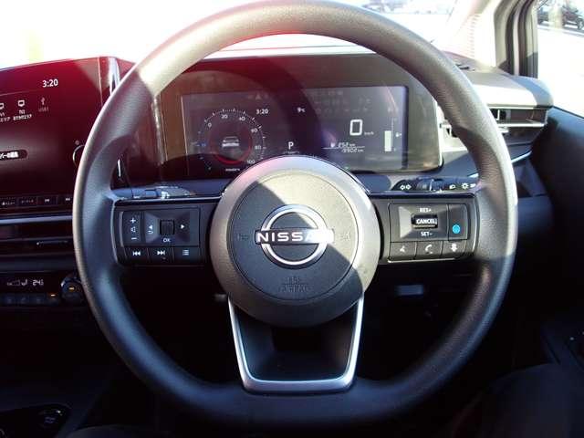 ノート １．２　Ｘ　ＮＩＳＳＡＮコネクトナビ　ＳＯＳコール　リアカメラ　衝突被害軽減ブレ－キ　全方位カメラ　ＥＴＣ付　禁煙車　ＬＥＤヘッドライト　レーダークルーズ　レーンアシスト　インテリジェントキー　ワンオーナー　ドラレコ　整備記録簿　盗難防止システム（24枚目）