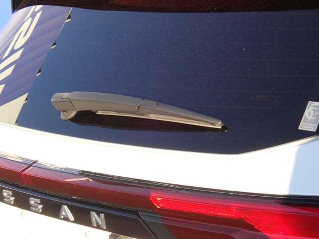 ノート １．２　Ｘ　ＮＩＳＳＡＮコネクトナビ　ＳＯＳコール　リアカメラ　衝突被害軽減ブレ－キ　全方位カメラ　ＥＴＣ付　禁煙車　ＬＥＤヘッドライト　レーダークルーズ　レーンアシスト　インテリジェントキー　ワンオーナー　ドラレコ　整備記録簿　盗難防止システム（26枚目）